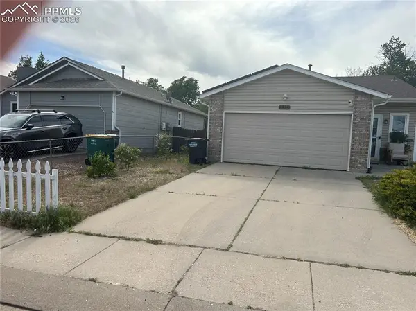 4410 Hennings DR, Colorado Springs, CO 80911