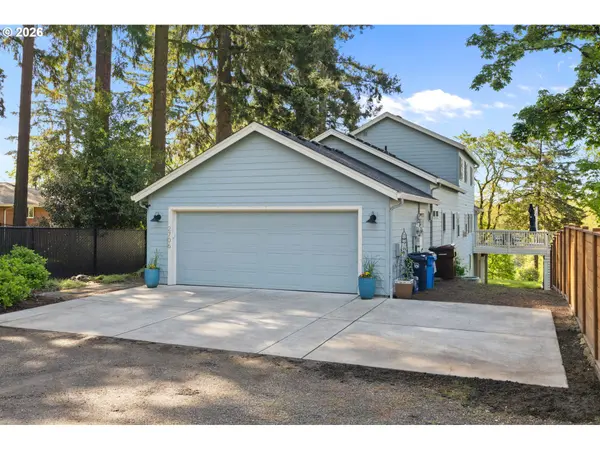2706 SW 6TH AVE, Camas, WA 98607