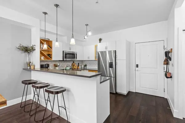 3600 15A ST SW #108, Calgary, AB T2T 5P8