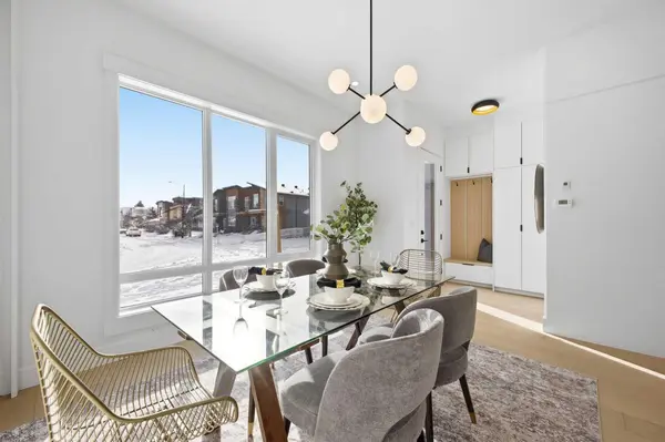 2105 7 ST NE, Calgary, AB T2E 4C7