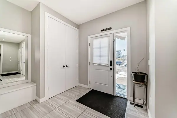 192 Bayview ST SW, Airdrie, AB T4B 4G2