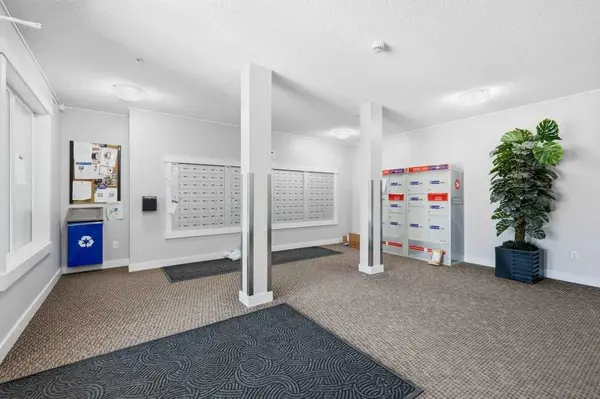 81 Legacy BLVD SE #2305, Calgary, AB T2X 2B9