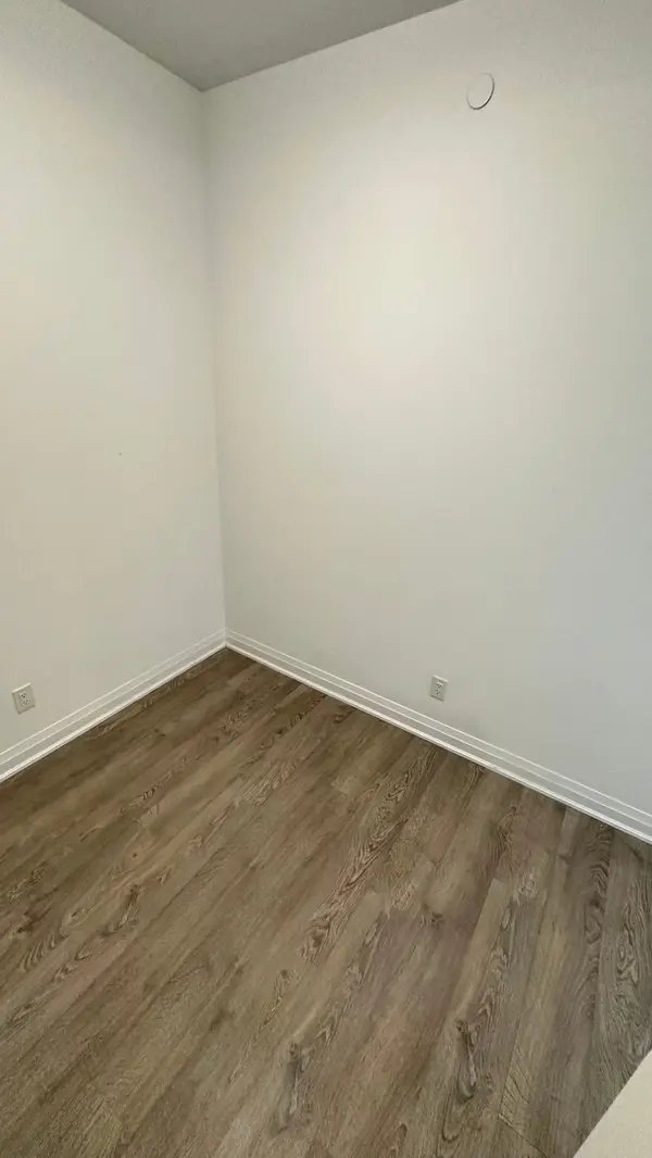 280 Howland AVE #417, Toronto C02, ON M5R 0C3