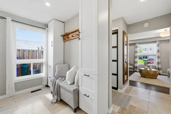 1248 Astra AVE, Oshawa, ON L1K 1H4