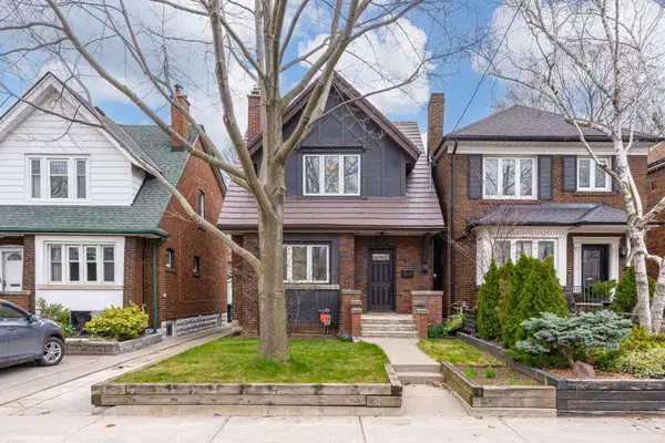 59 Chilton RD, Toronto E03, ON M4J 3C7