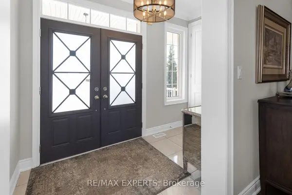 24 Mckay AVE, New Tecumseth, ON L0G 1W0