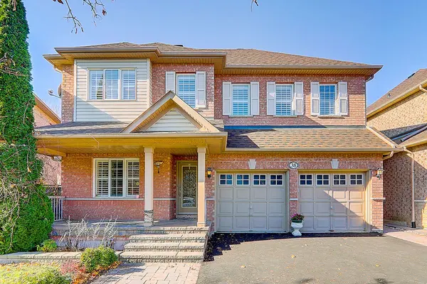 38 Rondeen RD, Vaughan, ON L4K 5S1