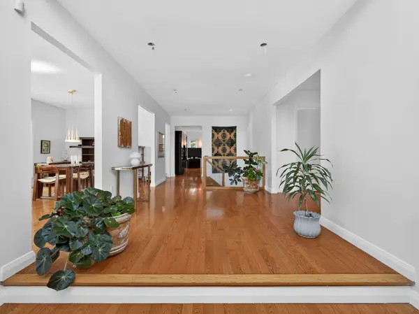 600 Wycliffe AVE, Vaughan, ON L4L 8S8