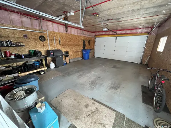 455 Halifax STREET, Regina, SK S4R 1T4