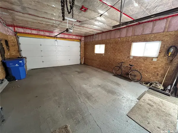 455 Halifax STREET, Regina, SK S4R 1T4