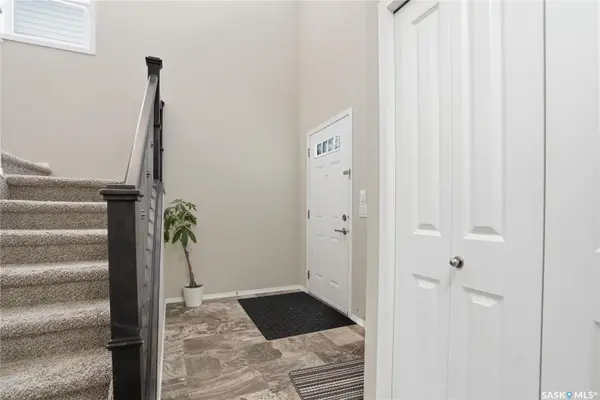 366 Kolynchuk MANOR, Saskatoon, SK S7T 0W4