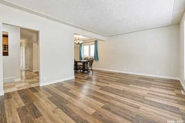 1321 Jubilee AVENUE, Regina, SK S4S 3S8