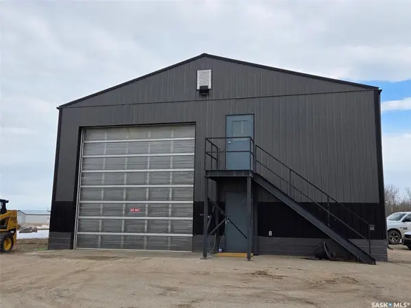 204 Railway AVENUE S, Middle Lake, SK S0K 2X0