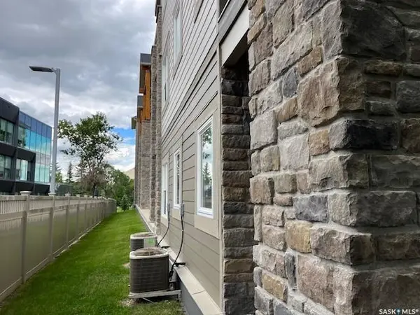 1220 Blackfoot DRIVE #313, Regina, SK S4S 6T2