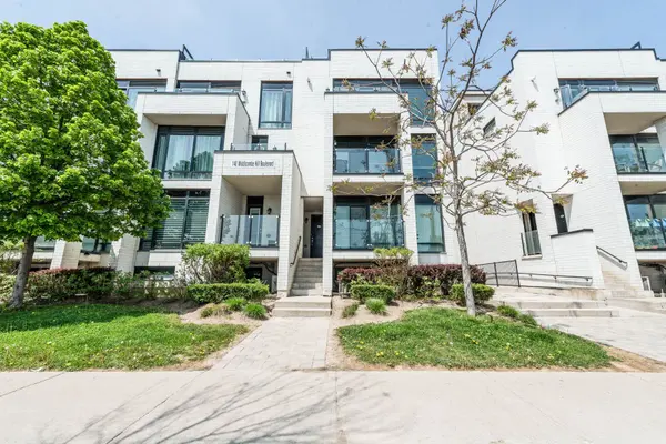 140 Widdicombe Hill BLVD #601, Toronto W09, ON M9R 0A9