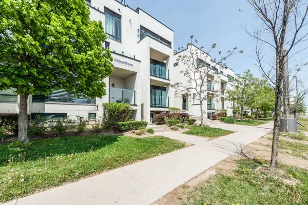 140 Widdicombe Hill BLVD #601, Toronto W09, ON M9R 0A9