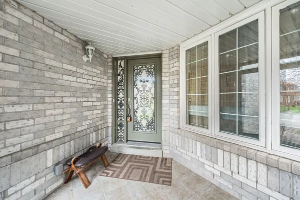 3932 Periwinkle CRES, Mississauga, ON L5N 6W6