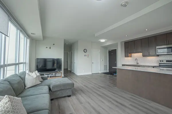 15 Lynch ST #608, Brampton, ON L6W 0C7