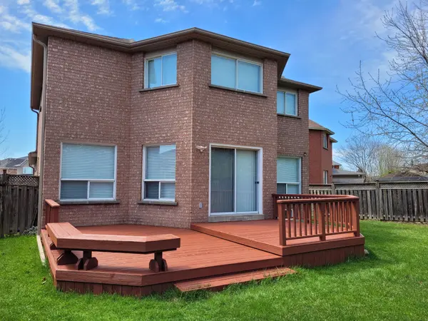 1406 Rimon ST, Mississauga, ON L5V 1T9