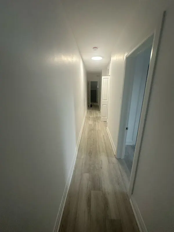 1710 St Clair AVE W #Unit 1, Toronto W03, ON M6N 1J1