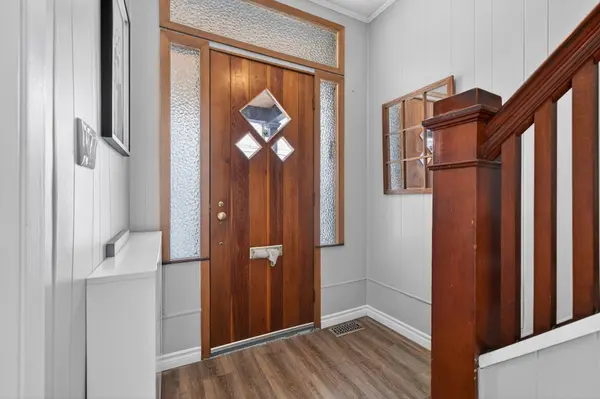 118 East ST E, Greater Napanee, ON K7R 1S6