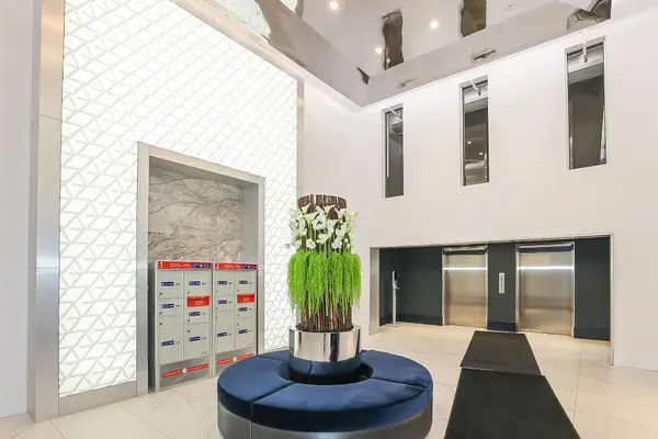 16 Concord PL #431, Grimsby, ON L3M 0J1