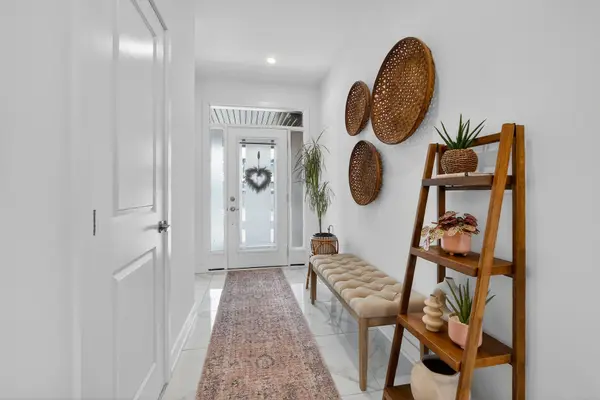 240 Zinnia WAY, Blossom Park - Airport And Area, ON K4M 0K8