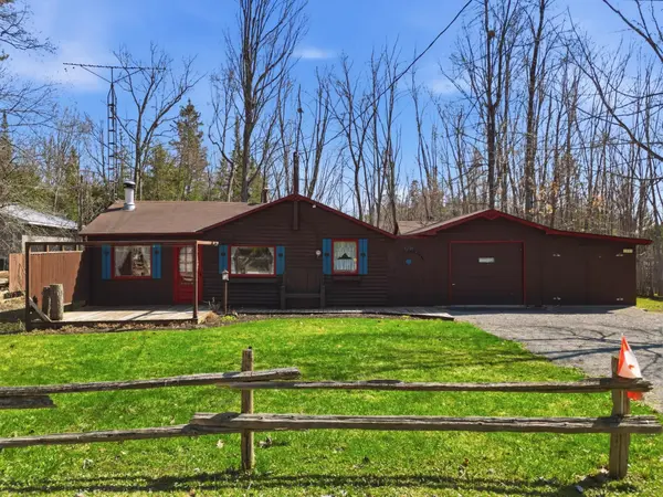 11 Fire Route 33 Route, Havelock-belmont-methuen, ON K0L 1Z0