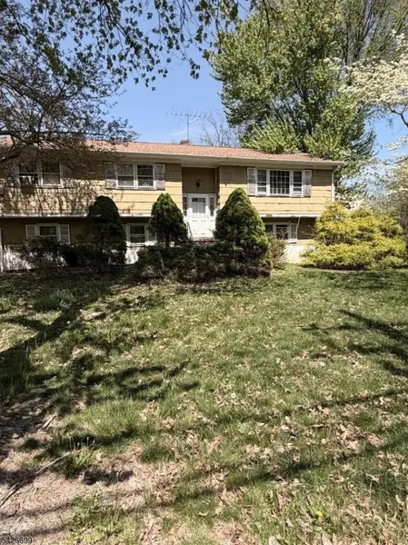 127 E Northfield Rd, Livingston Twp., NJ 07039