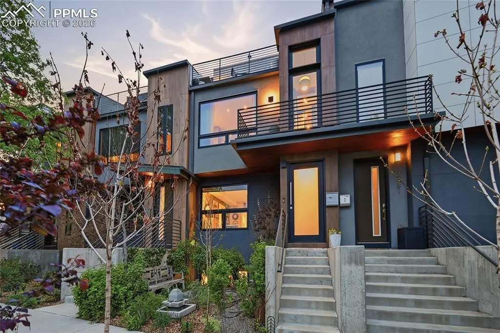 2483 W Caithness PL, Denver, CO 80211