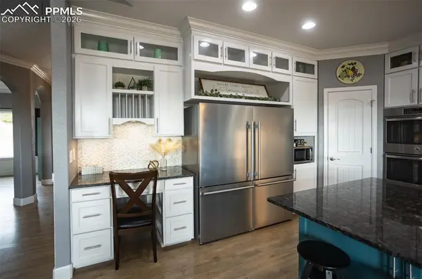 1747 Islehurst LN, Monument, CO 80132