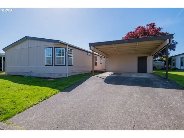 1145 SW CYPRESS ST #107, Mc Minnville, OR 97128