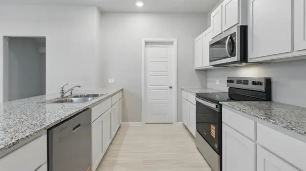 3017 PECAN FARM Lane, Fort Worth, TX 76140