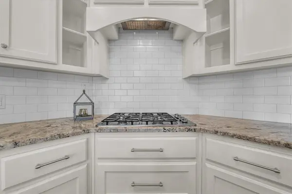 421 Northridge Circle, West, TX 76691