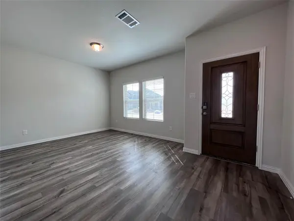 5561 Castle Peak Bend, Fort Worth, TX 76126