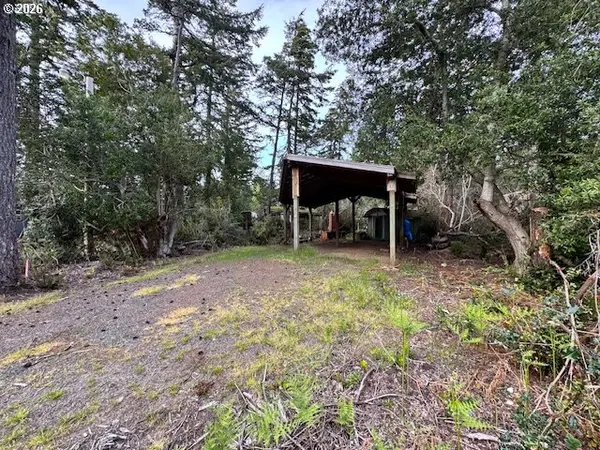 223 AZALEA ST, Florence, OR 97439