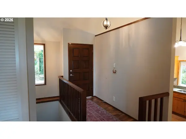 2025 W 25TH AVE, Eugene, OR 97405