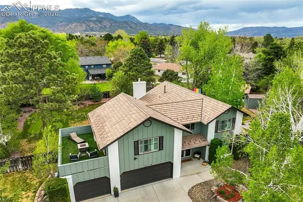 3118 Springdowns PL, Colorado Springs, CO 80906