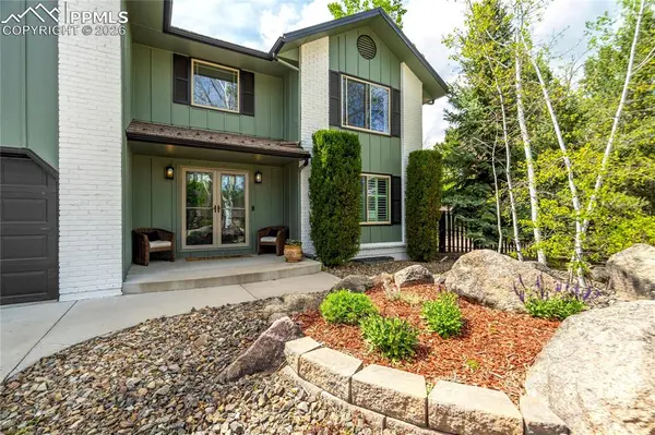 3118 Springdowns PL, Colorado Springs, CO 80906