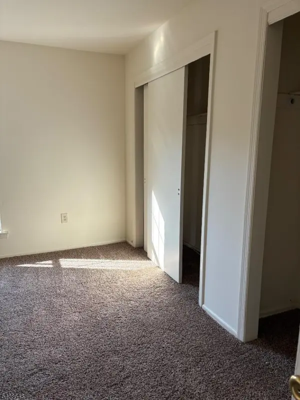 181 Long Hill #8, Little Falls Twp., NJ 07424