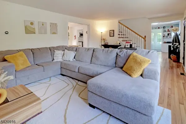 95 W Northfield Rd, Livingston Twp., NJ 07039