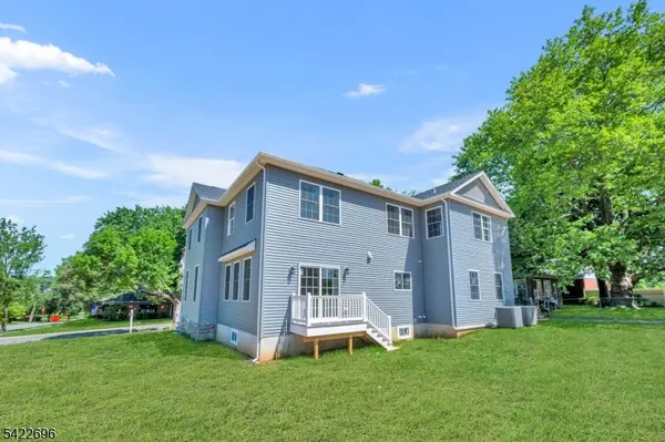 210 Corliss Avenue, Phillipsburg Town, NJ 08865