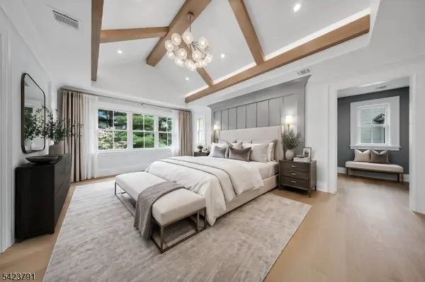 223 Longwood Avenue, Chatham Twp., NJ 07928