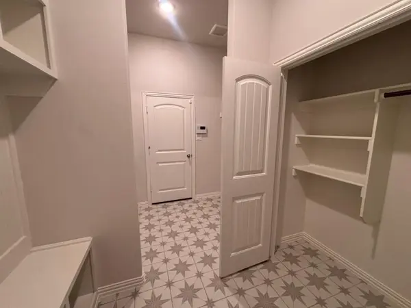 104 Snowy Owl Trail, New Fairview, TX 76078