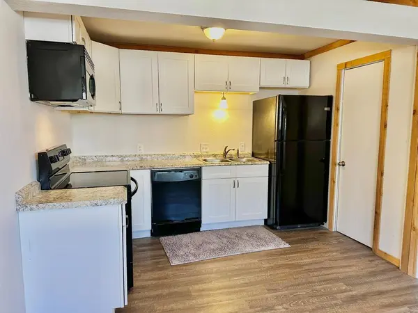 161 Elizabeth Street #B, Pottsboro, TX 75076