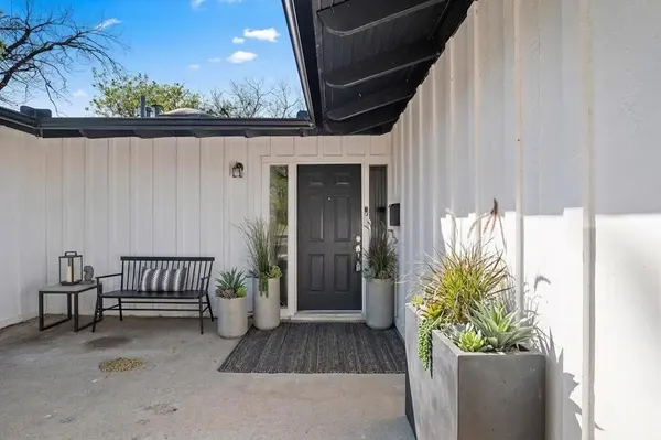 5624 Wheaton Drive, Fort Worth, TX 76133