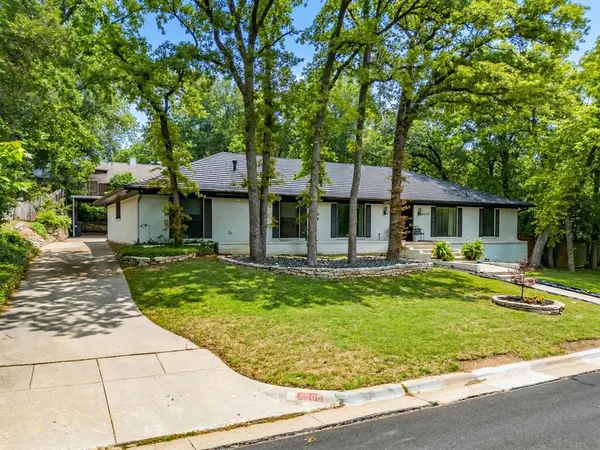 4505 Woodland Park Boulevard, Arlington, TX 76013