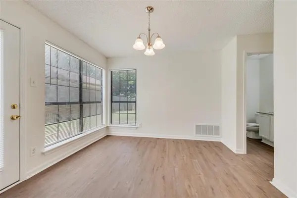 148 High Pointe Lane, Cedar Hill, TX 75104