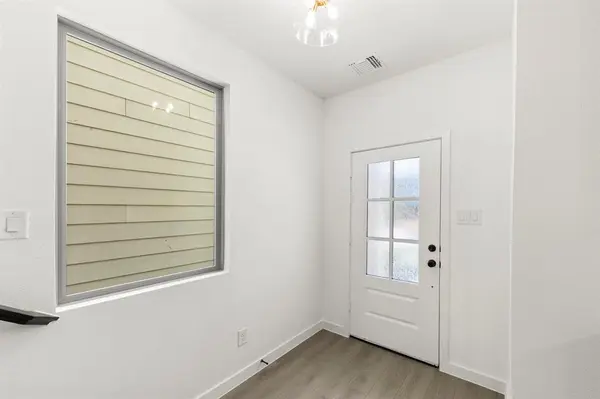 6915 Mission Tejas Drive, Dallas, TX 75228