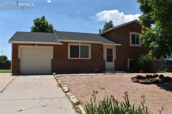4585 Gatewood DR, Colorado Springs, CO 80916